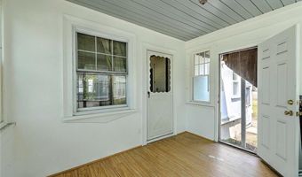 59 Colonial Ave, Cranston, RI 02910