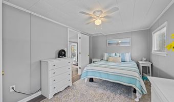 66 E North Shore Ln, Arapahoe, NC 28510