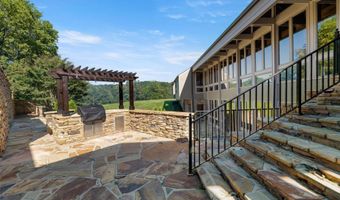 651 Cliff Top Rd, Blaine, TN 37709