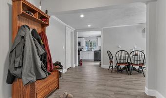 19 Hardwick St, Cumberland, RI 02864