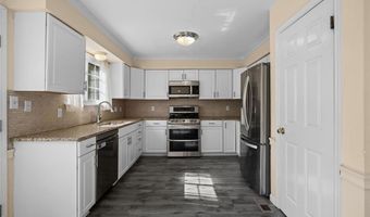 1554 Morning Sun Dr, Ballwin, MO 63021