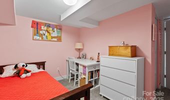 123 Westwood Rd, Asheville, NC 28804