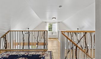 11 Old County Rd, Appleton, ME 04862
