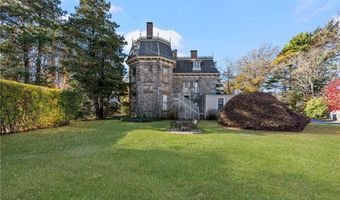 66 Webster St 9, Newport, RI 02840