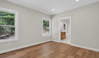 88 MALLARD Dr, Basye, VA 22810