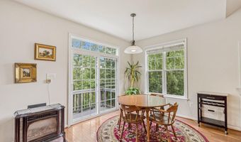 108 BUNTING Ct, Lake Frederick, VA 22630