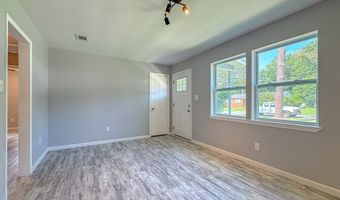 913 Virginia Pl, Bainbridge, GA 39819