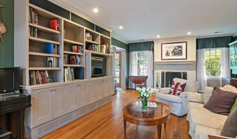 214 WARDOUR Dr, Annapolis, MD 21401