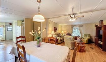 13508 PALM Dr, Astatula, FL 34705