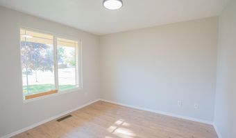 399 Breezy Way NE, Albany, OR 97322