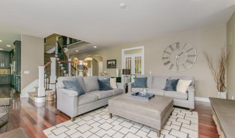 6505 Old Darby Trl NE, Ada, MI 49301