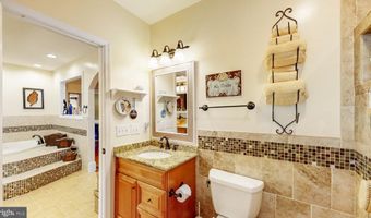 303 S BEDFORD St, Georgetown, DE 19947