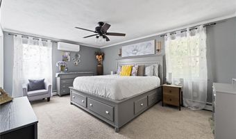 17 Boyle Ave, Cumberland, RI 02864