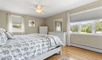 479 Donald St, Bedford, NH 03110