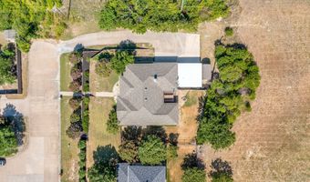 401 Hillside Dr, Aledo, TX 76008