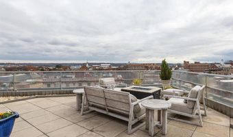 815 KING St 4A, Alexandria, VA 22314