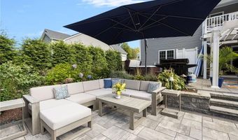 449 Sylvan Ct, North Kingstown, RI 02874