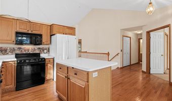 13973 Falcon Ave, Apple Valley, MN 55124