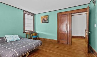 32 Thurston Ave A, Newport, RI 02840
