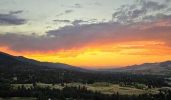 3152 Siskiyou Blvd, Ashland, OR 97520