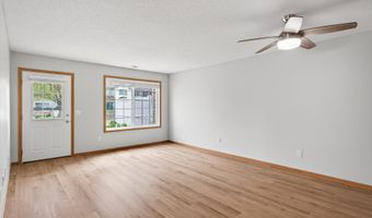 15822 Fleet Trl, Apple Valley, MN 55124