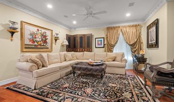 284 Park Ave, Oakhurst, NJ 07755