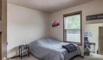 2240 E HONEYGOLD Ct, Appleton, WI 54913