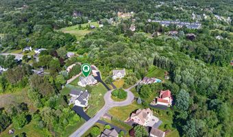 5 Normandy Sq, Guilderland, NY 12009