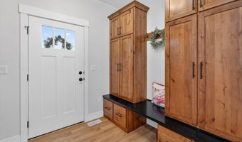 560 Aurora Blvd, Chubbuck, ID 83202