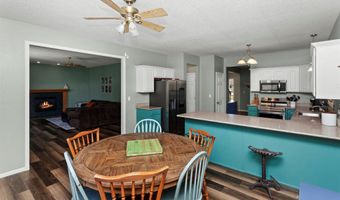 301 NW Seasons Dr, Ankeny, IA 50023