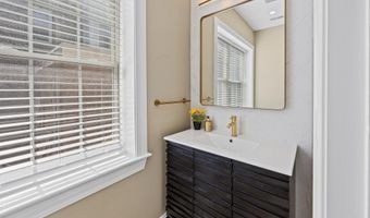 107 S Albion Pl, Atlantic City, NJ 08401