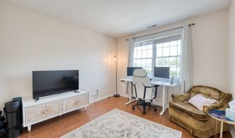 1325 Farmington Ave APT 5, Bristol, CT 06010