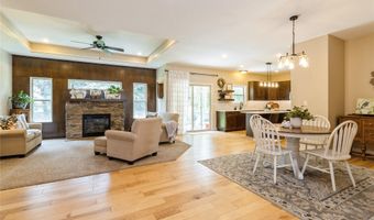 1705 Court St, Adel, IA 50003