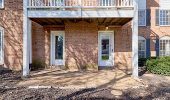 974 Claytonbrook Dr 1A, Ballwin, MO 63011