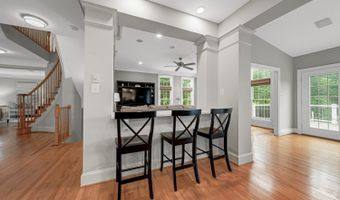 43079 LAGO GALLERIE Ct, Ashburn, VA 20148