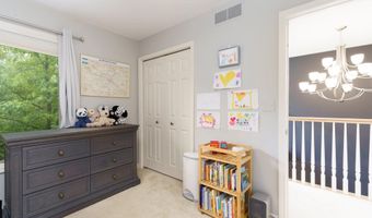 4614 Sawgrass Dr W, Ann Arbor, MI 48108