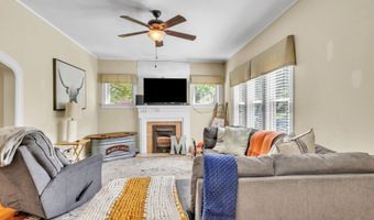 109 5th St SE, Aliceville, AL 35442