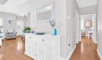 7 Daisy Ln, Coventry, RI 02816