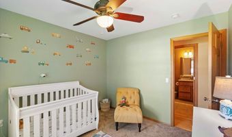 2869 Larkspur Ln, Fitchburg, WI 53711
