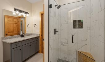 150 COLLEGE HEIGHTS Ct, Accident, MD 21520