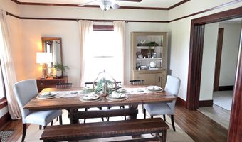 334 17th St, Ackley, IA 50601