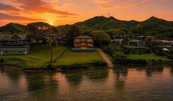 44-375 Kaneohe Bay Dr, Kaneohe, HI 96744