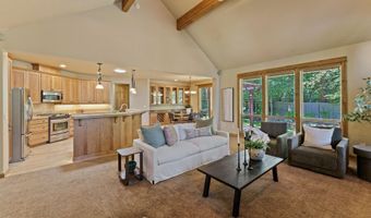 60826 Goldenwood Loop, Bend, OR 97702
