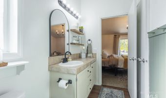 15828 Alverta Ave, Caldwell, ID 83607