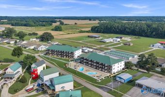 5835 Bay Village Dr 101, Athens, AL 35611