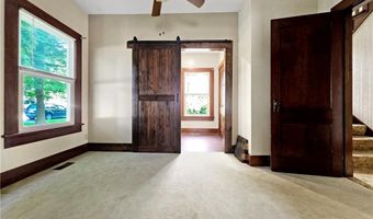 213 W 2nd St, Alma, MO 64001