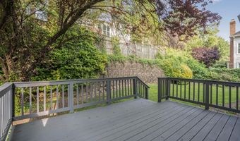 10307 FLEMING Ave, Bethesda, MD 20814
