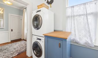 590 17TH St, Astoria, OR 97103