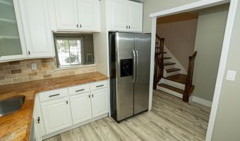 60 County Rd 21, Aberdeen, NJ 07721