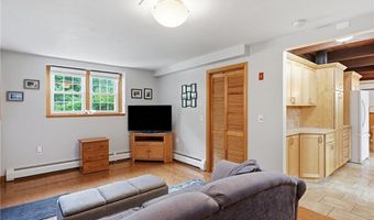 117 Austin Rd, North Kingstown, RI 02852